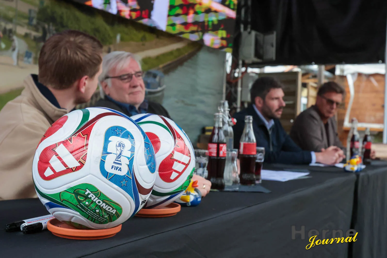 Public Viewing bei "Oskar am Kanal" mit Unterstützung von Reifen Stiebling